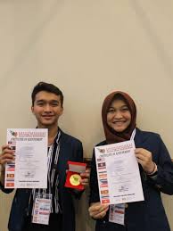 Sekolah vokasi universitas diponegoro (undip) fokus mengembangkan 11 program studi (prodi) d4 atau sarjana terapan yang saat ini dikelolanya. Pendaftaran Sekolah Vokasi Undip Perokok N