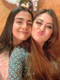 Best sister ever award goes to ❤️🥳🏆