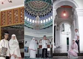 Untuk foto prewedding rp 700.000* bingkai besar. Gaya Foto Prewedding Muslim Indoor