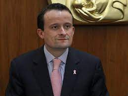 El presidente enrique peña nieto aceptó la renuncia de mikel arriola como titular del instituto mexicano del seguro social (imss) y designó en su lugar a tuffic miguel ortega. Imss No Se Vera Afectado Por El Recorte Reitero Mikel Arriola Abc Radio Queretaro