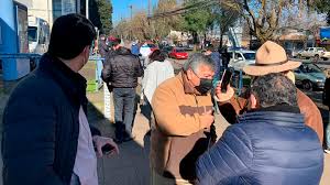 En la junta de vecinos el bosque 1 de la comuna de coihueco, la subsecretaria de salud pública, paula daza, lanzó hoy en la región de ñuble las cuadrillas sanitarias en tu barrio acompañada por el intendente, cristóbal jardua, la seremi de salud, marta bravo y el alcalde de coihueco, carlos chandía. St Wcxhuochcem