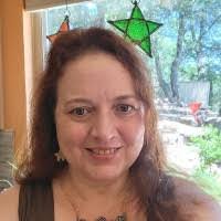 Dana Hein's Instagram, Twitter & Facebook