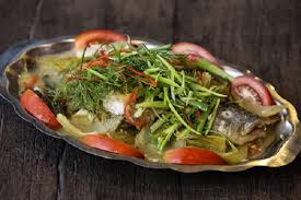Thậm chí, theo như hình thì bên cạnh cá chép, cả rồng cũng được yên vị trong nồi lẩu rau dưa luôn. Cach Lam Ca Chep Om DÆ°a ThÆ¡m Ngon Bá»• DÆ°á»¡ng Há»™i Ä'áº§u Báº¿p A Au
