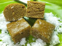 Walaupun apem yang satu ini tak setenar apem yang. Resep Apem Gula Merah Tabur Kelapa Enak Dan Empuk Lin S Cakes