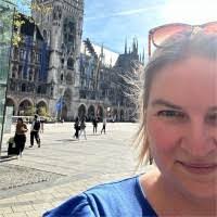 Jason Luth's Instagram, Twitter & Facebook