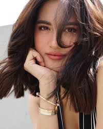 🔸 Vote for Julie Anne