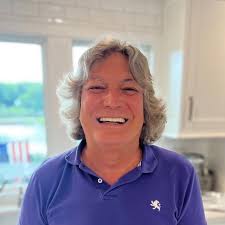 Robert Cooper (@robertcooper.us) • Threads, Say more