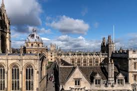 Located on oxford's famous high, this 5☆ hotel features 43 luxury bedrooms, many with unrivalled views of the city's famous landmarks and @quodrestaurant. The Old Bank Hotel Deals Reviews Oxford Laterooms Com
