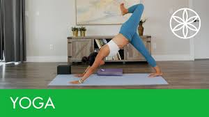 Made partly from the natural fibers of the jute plant, the lightweight, 6mm mat is durable, sustainable. 20 Minute Energy Boosting Yoga Yoga Gaiam Youtube