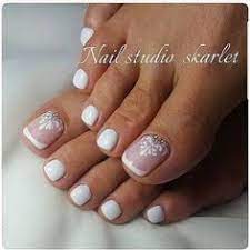 Decoración de uñas hola chic at les dejo por aqui materiales base de ajo esmalte color frances esmalte blanco. Resultado De Imagen Para Disenos De Pedicure Francesa Unas Manos Y Pies Disenos De Unas Pies Manicura De Unas