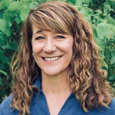 Emily Arsenault (@erarsenault)