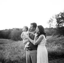 Cranberry Pa Newborn And Family Photographer Tiffany Farley Outdoor Family Photography Outdoor Family Photos Beach Photography Family