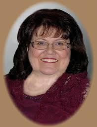 Rosanne Solomon's Instagram, Twitter & Facebook