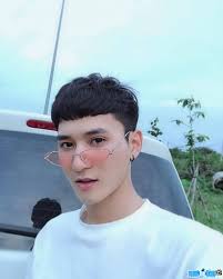 Hot boy Trần Viết Ly