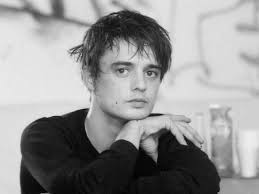 Doherty stesso ha confessato al daily mail di essere stato l'amante della winehouse: Pete Doherty Trauert Um Amy Winehouse Intouch