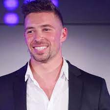 Listen to music by ramon roselly on apple music. Dsds Gewinner Ramon Roselly Das Macht Er Seit Seinem Sieg Bei Der Castingshow Bunte De