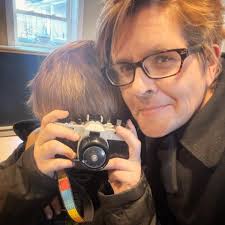 A.L.🗼🗼The Lorain West Breakwater Light, also called the Lorain Harbor  Light, is a lighthouse in Lorain, Ohio, United States. The light was built  in 1917