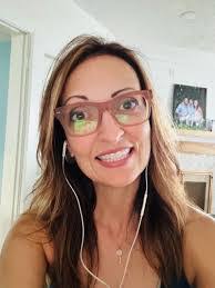 Donna Oesterreicher's Instagram, Twitter & Facebook