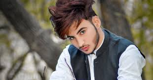 Have A Look On The Pakistani Hairstyles For Boys In Summer 2020 Choose Your Best Men Haircut And Hai Stylish Boys Stylish Girls Photos Boy Hairstyles