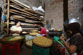 Tabung ekonomi kumpulan usaha niaga tekun nasional menerima pengiktirafan antarabangsa daripada persatuan institusi kewangan dan pembangunan asia dan asia pasifik. Umkm Pengertian Tujuan Karanteristik Jenis Dan Contohnya