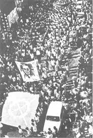 Peristiwa 13 mei 1969 ialah rusuhan kaum yang berlaku dan kemuncak masalah perpaduan di malaysia.tragedi ini telah mengakibatkan kehilangan nyawa serta harta benda dan mempunyai kaitan yang rapat dengan pilihan raya umum 1969 yang merupakan satu titik hitam dalam sejarah negara. 13 Mei Ucapan Tunku Menerusi Rtm Helen Ang