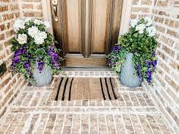 Ageomet 9pcs artificial flowers outdoors, uv resistant plastic flower plants for outdoor, faux flowers in bulk silk fake flowers for outside cemetery indoor vase pots hanging planters decorations 4.5 out of 5 stars 639 How To Fill An Outdoor Planter With Artificial Flowers And Faux Plants