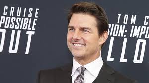 Tom cruise is running for president in 2020 in a hilarious and oddly convincing new parody video. Tom Cruise Snuck Into The Home Of Kate Hudson Spark Chronicles