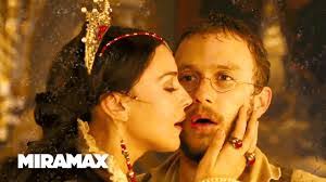 Damon Heath's Instagram, Twitter & Facebook