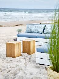Blocc Designer Side Tables From Solpuri Architonic Nowonarchitonic Interior Design Furniture Outdoor Wood Table Si Outdoor Side Table Outdoor Settings Outdoor