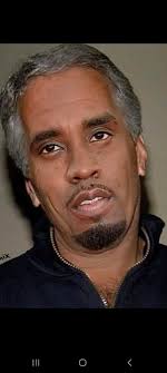 Bobby Shmurda has stirred up major controversy by accusing JAY-Z's Roc  Nation of being behind the rumors about Diddy and Meek Mill's alleged  relationship being more than just professional… Full story👀 🔗Link