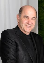 Joel Shapiro, Celebrated Post-Minimalist Sculptor, Dies at 83