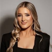 400+ "Ashle'e" profiles