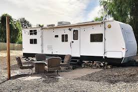 It's a little bit retro, a little bit modern, and completely adorable. Stunning Motorhome Makeovers Before And After Loveproperty Com