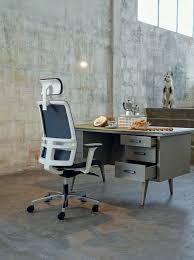 Elegant Office Chair With Headrest Idfdesign