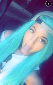 Kylie Jenner Is Back To Blue Kylie Jenner Blue Hair Turquoise Hair Kylie Jenner Hair