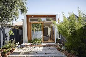 Sustainable Design Underpins Melbourne Cottage Reno The Interiors Addict In 2020 Courtyard House Sustainable Home Architecture