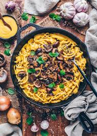 This Homemade German Cheese Spaetzle Recipe Shows You How To Make The Best Egg Less Noodle Dumplings In Only 1 Cheese Spaetzle Spaetzle Recipe Homemade Noodles