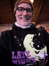 Anyone else soaking in the great Troll vibes tonight?