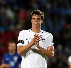 Join facebook to connect with sauli väisänen and others you may know. Sauli Vaisanen Footie Spot