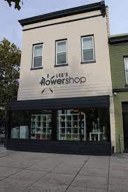Click here to order flowers for any occasion! Lee S Flower And Card Shop Inc 1026 U St Nw Washington Dc 20001 Usa