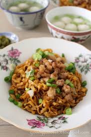 Dry Minced Pork Noodle With Fishballs Pork Noodles Pork Recipes Recipes