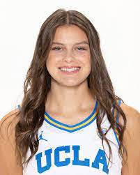 Estela Powers's Instagram, Twitter & Facebook