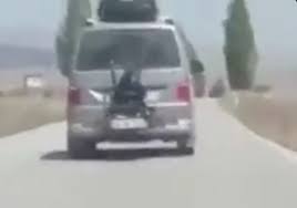 Difahamkan, mangsa meninggal dunia seorang diri dalam kereta manakala isterinya pergi menemani anak mereka menghadiri temuduga di tingkat atas bangunan kerajaan itu. Ikat Anak Gadis Di Belakang Kereta Yang Dipandu Bapa Beri Alasan Anaknya Suka Macam Itu