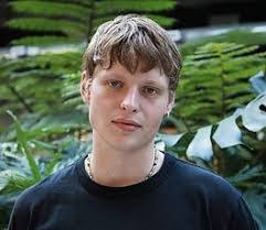 Tiffani Fisher's Instagram, Twitter & Facebook