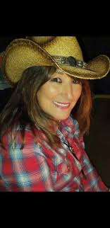 Linda Fisher DeCosta Obituary