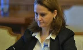 Vicepreşedinţii conduc activitatea biroului permanent şi a plenului camerei deputaţilor, la solicitarea preşedintelui sau, în absenţa acestuia, prin decizie a preşedintelui camerei deputaţilor. Beatrice Tudor Despre Ludovic Orban Transmite Mesaje Care Nu I Fac Cinste Stiri Pe Surse Cele Mai Noi Stiri