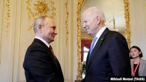 His first presidency began in march 2000 and lasted eight years, (the russian constitution limits a president to two consecutive terms). Ldm8ozmemqplm