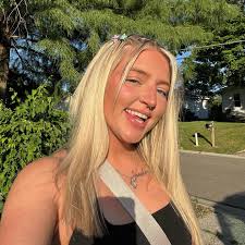 hailey sanders🦋 (@haileysandersss) • Instagram photos and videos