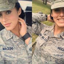 Другие видео об этой игре. Sexy Military Fitness Girl Looks Super Hot In And Out Of Uniform And Believes We Should All Fight For Our Country