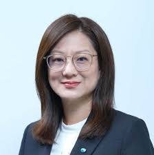 Cindy Sze's Instagram, Twitter & Facebook